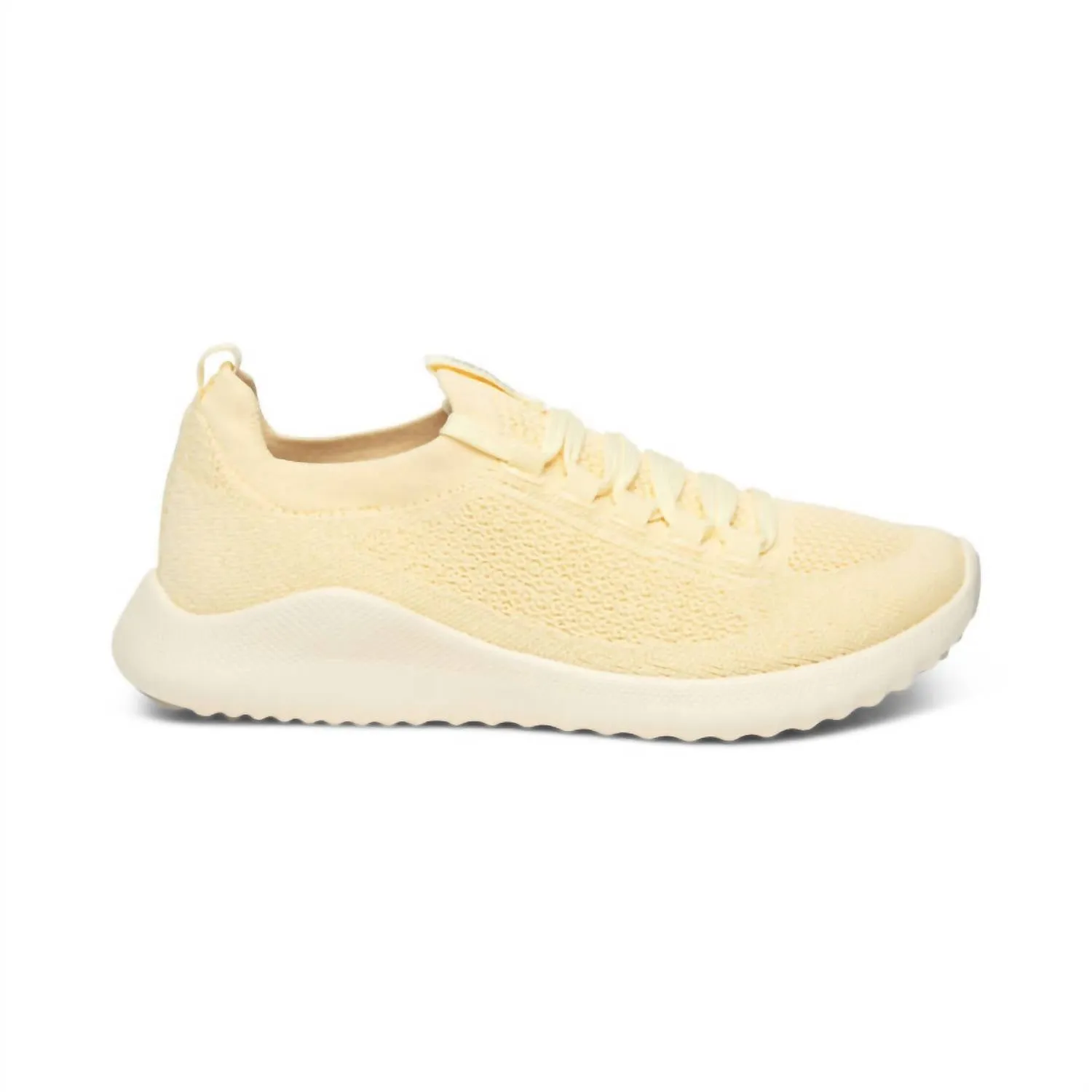 Aetrex - Women's Carly Lace Up Sneaker