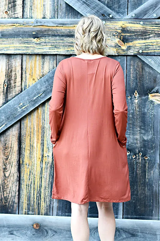Long Sleeve Keyhole Knit Dress in Cognac